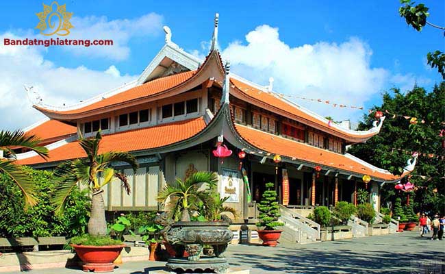 Một góc của chùa Vĩnh Nghiêm Sài Gòn